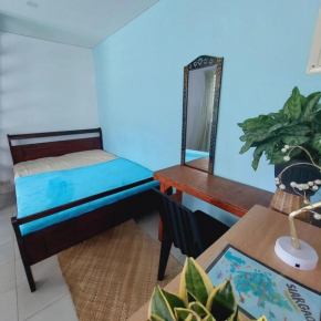 Whole Bungalow 1 BR With Loft, Private Kitchen, T&B